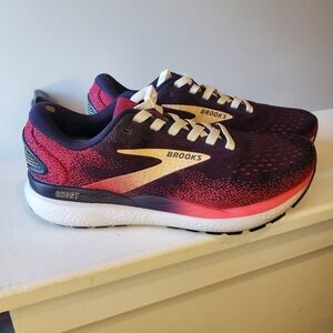 Brooks Ghost 15 Women’s Size 9 Running Shoes Red Pink Athletic Sneakers